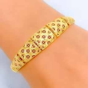 Attractive Jazzy 22k Gold Bracelet