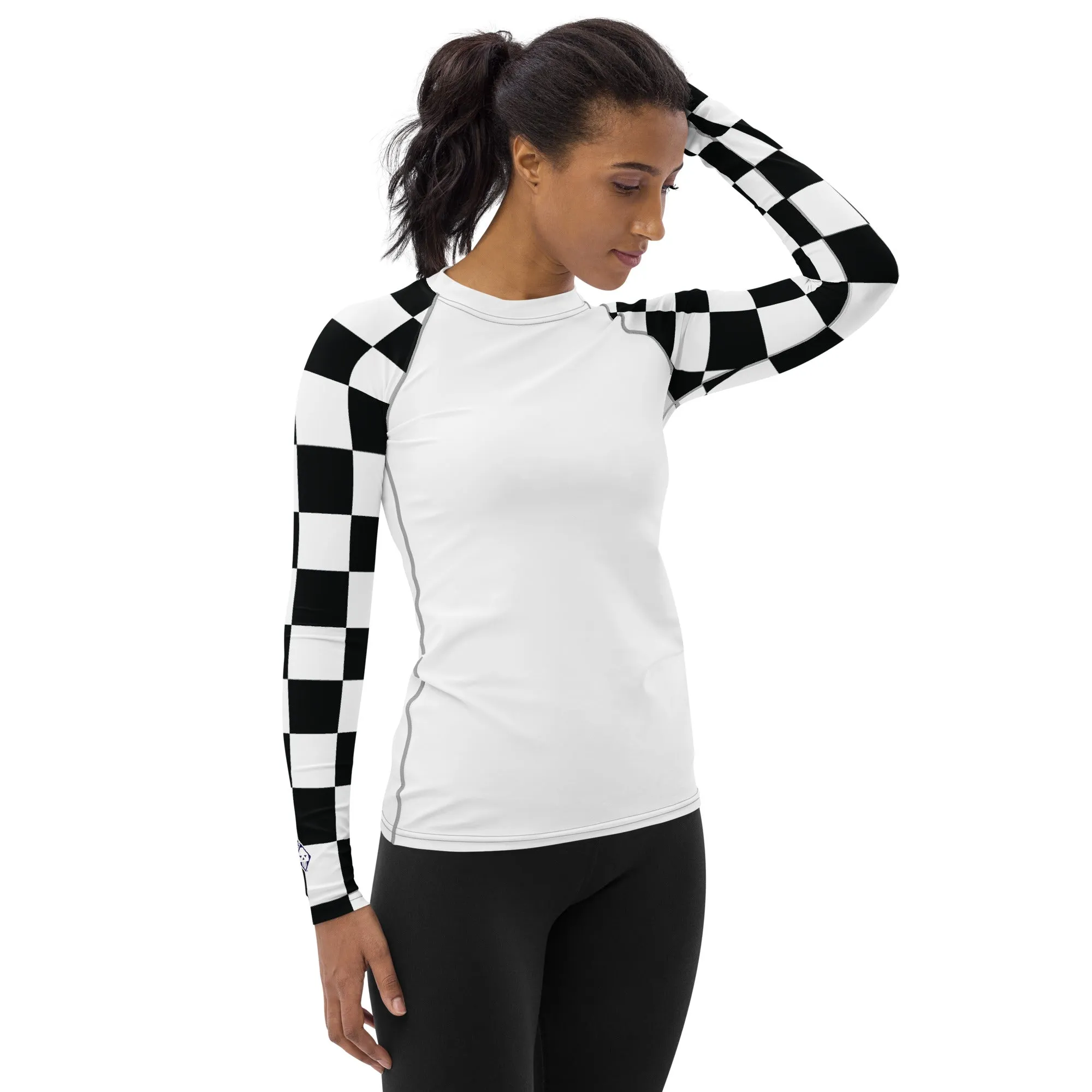 Chic Combat Gear: Women's Checkered BJJ Rash Guard - Blanc