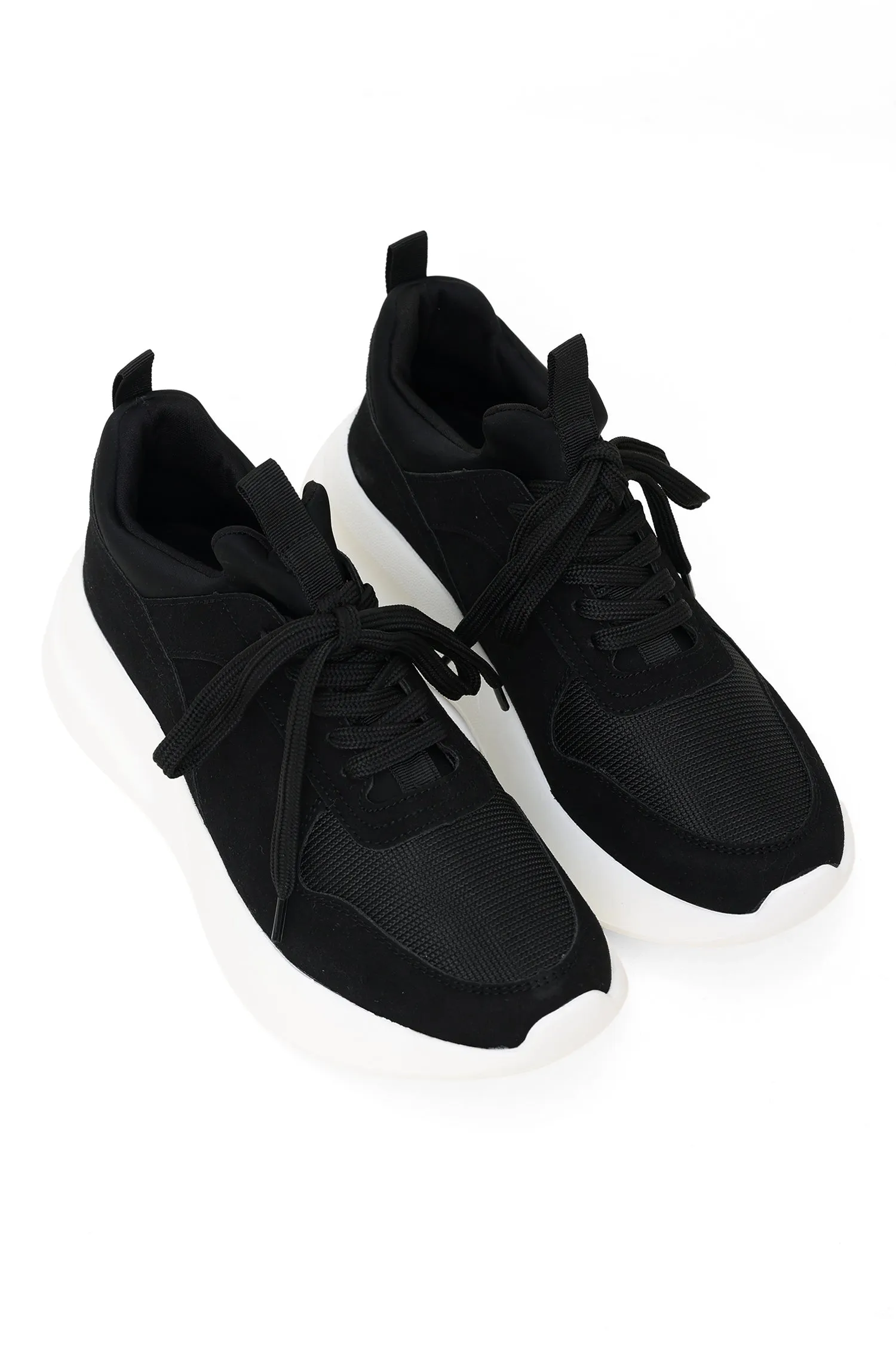 CHUNKY STRIDE KICKS-BLACK