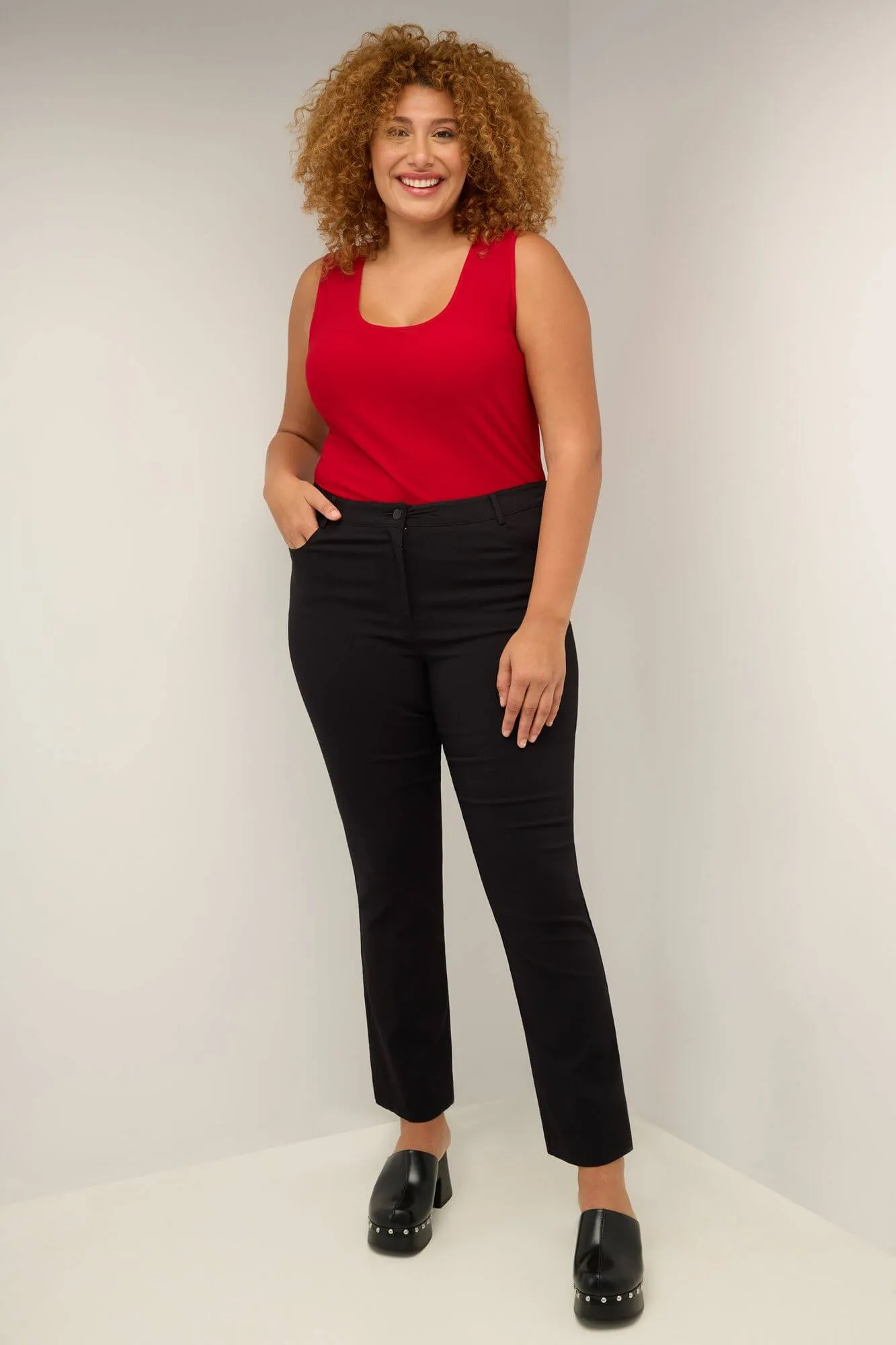 Curvy Tummy Control Pants with 5 Pockets