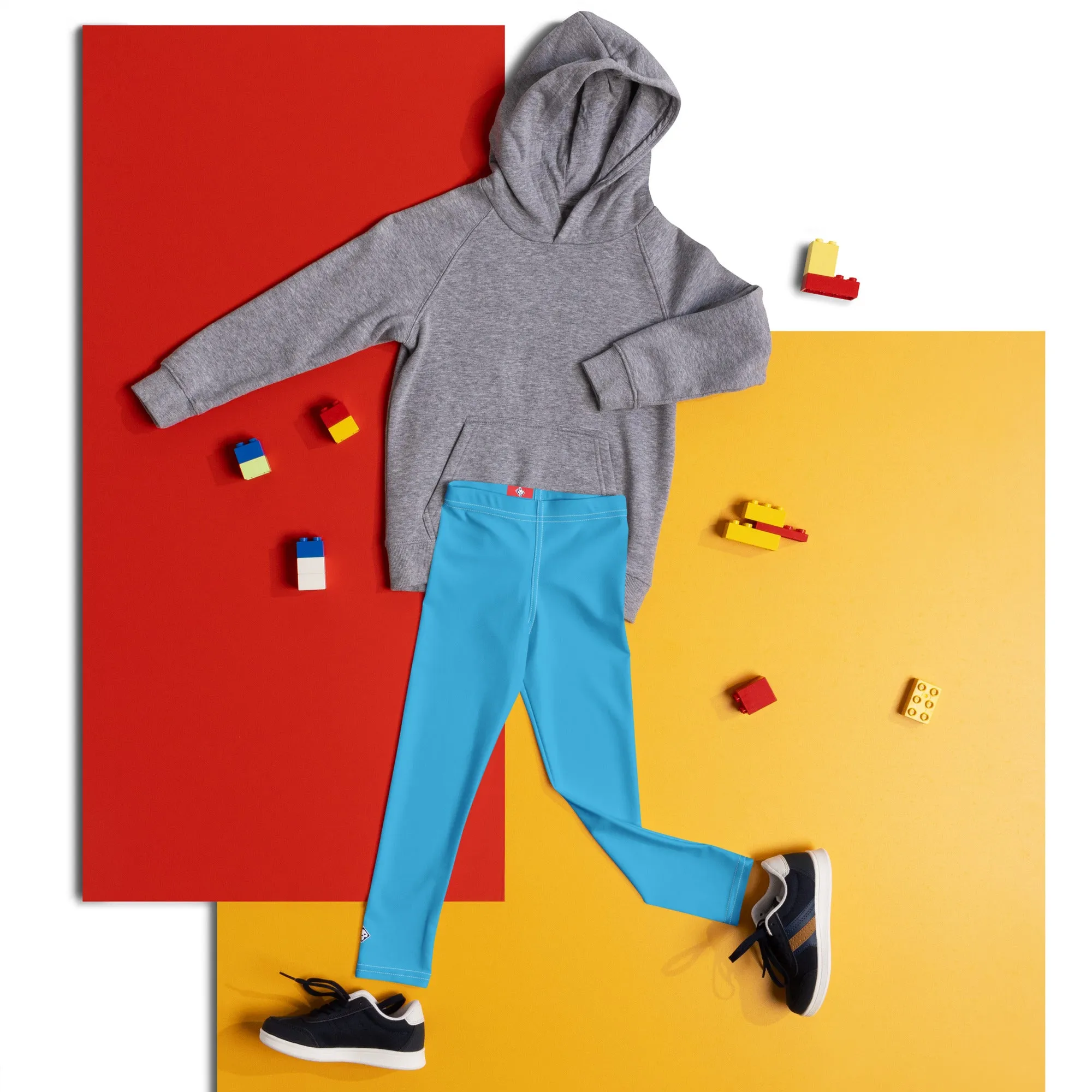 Dynamic Days: Solid Color Leggings for Active Boys - Cyan