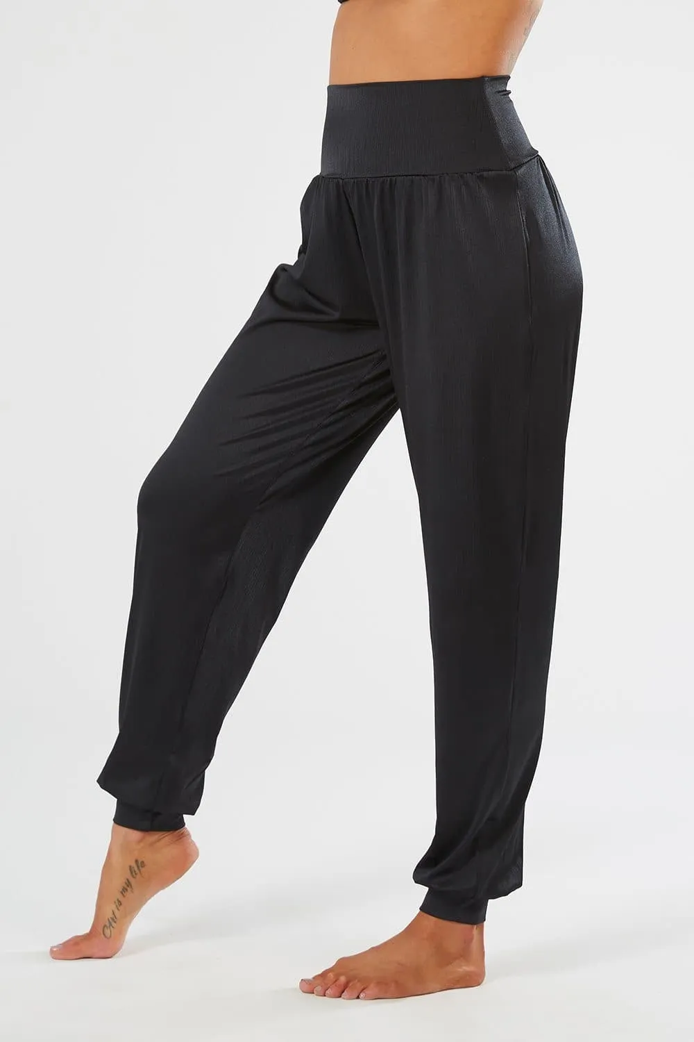 Liquid Genie Pant