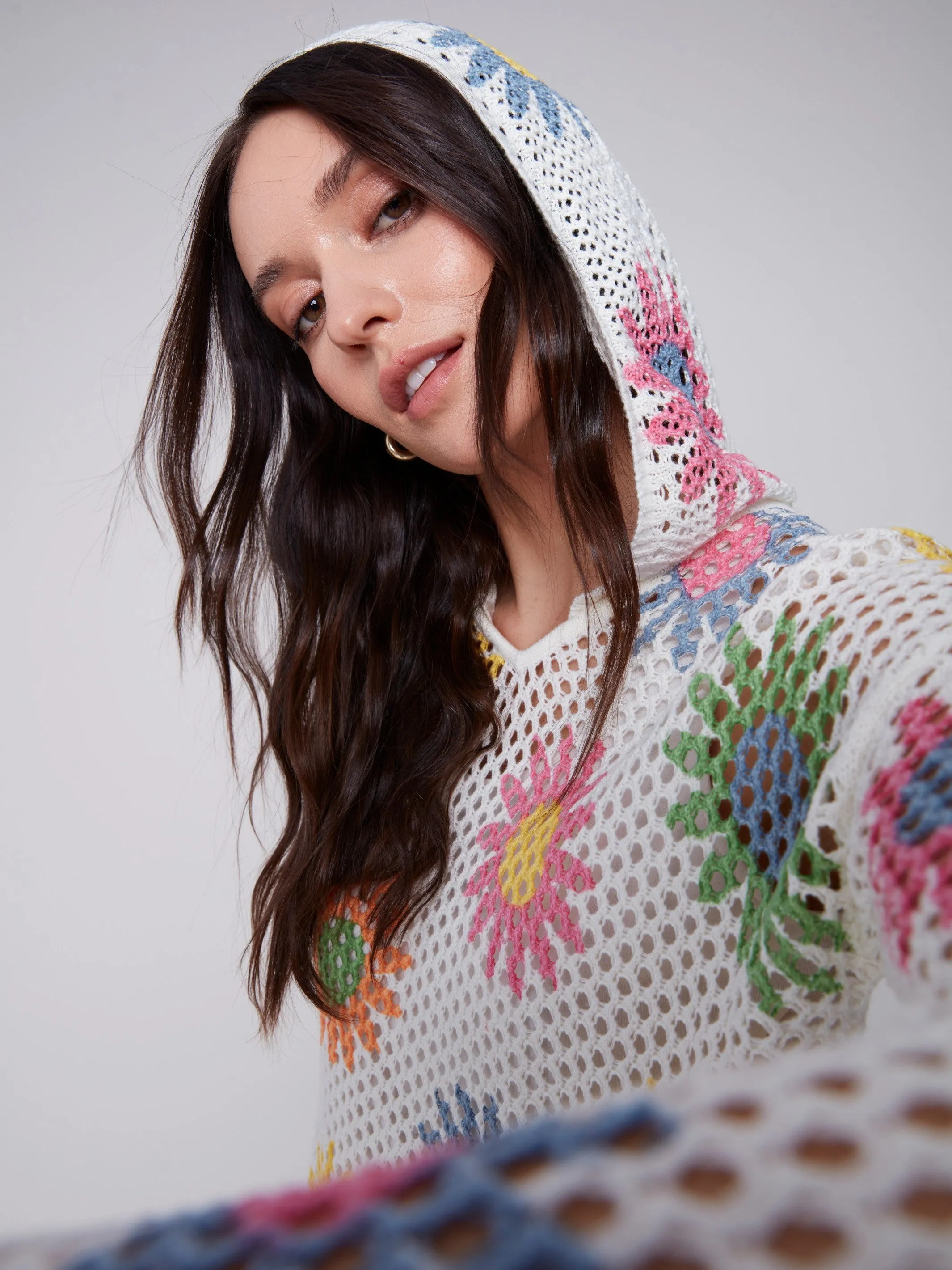 Printed Fishnet Crochet Hoodie Sweater - Daisies