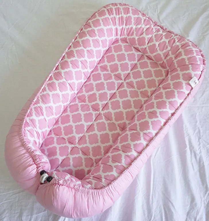 Quarterfoil in Pink (Limited Edition) - Bed and Head Pillow