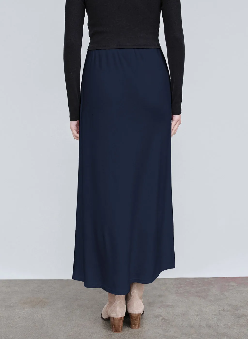 Rib Bias Cut Skirt in New Navy