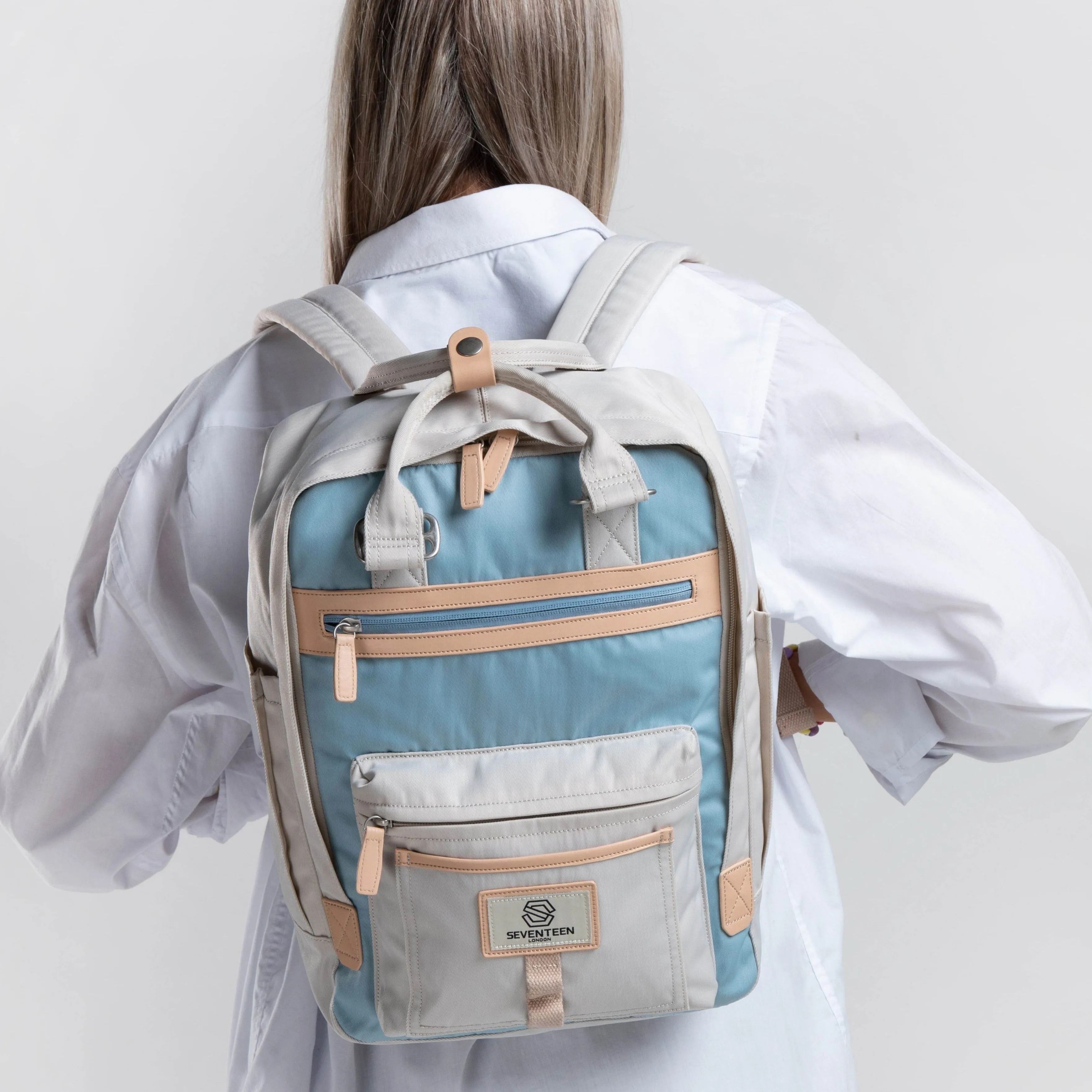 Wimbledon Backpack - Cream with Light Blue